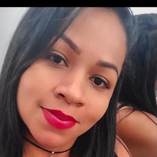 Babysitter in Aparecida de Goiânia: Ida Cristina