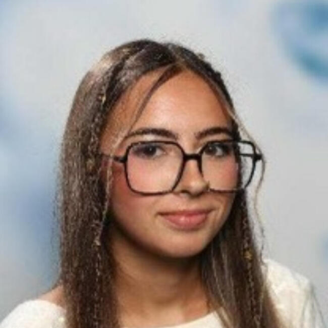 Babysitter in Escaudœuvres: Louane