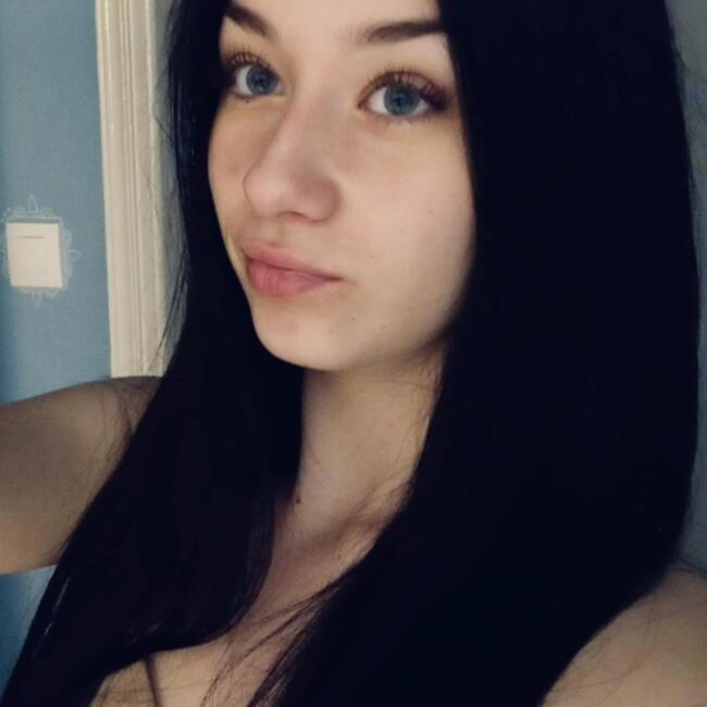 Babysitter in Volos: Κωνσταντίνα