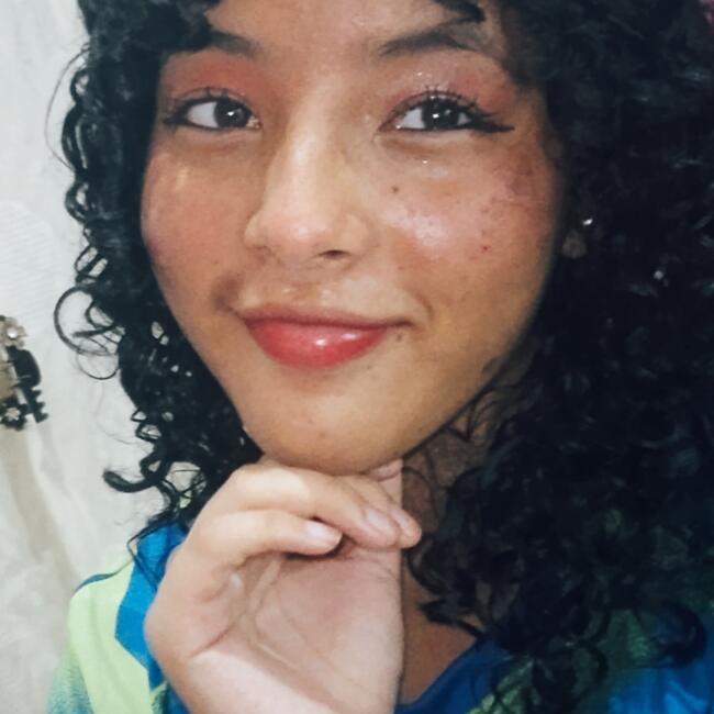 Babysitter in Guayaquil: Scarlet