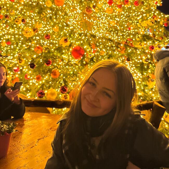 Babysitter in Reichenburg: Emily