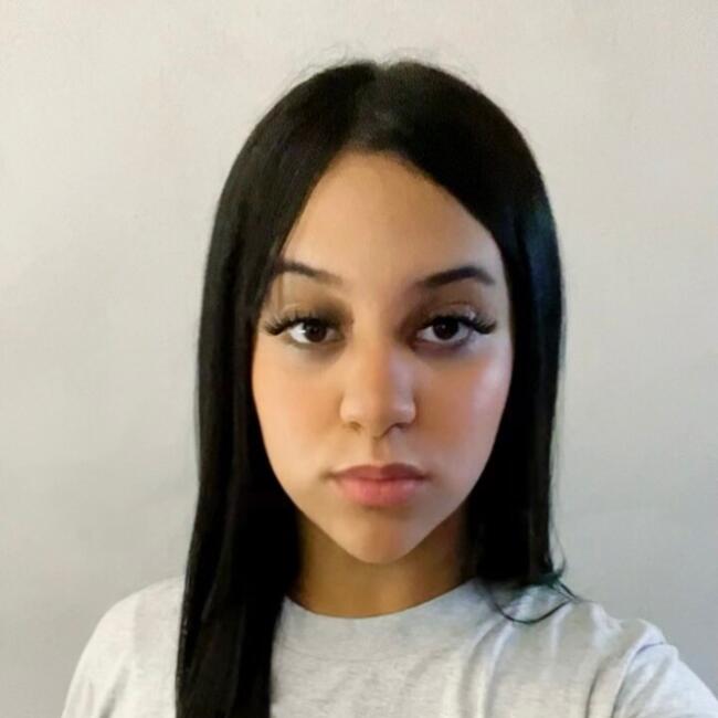 Babysitter in Paso de Carrasco: Thaiana