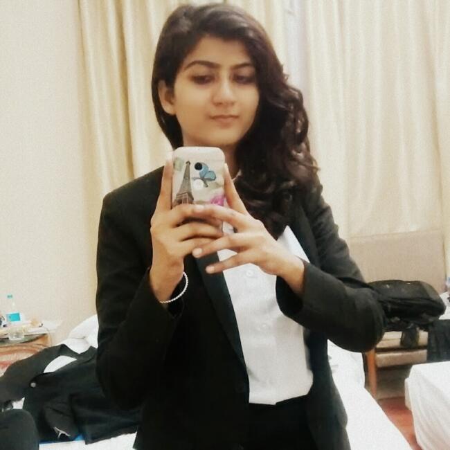 अहमदाबाद में बेबीसिटिंग की नौकरी: Udisha