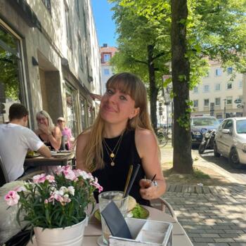 Babysitter in Bucharest: Garance