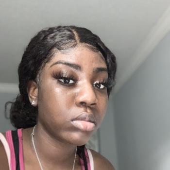 Babysitter in North Miami: Anna