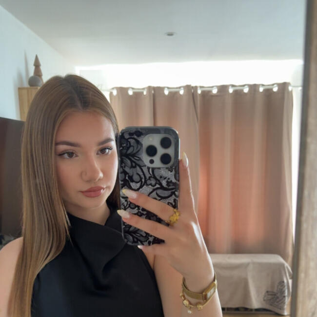 Babysitter in Lozinghem: Sayana
