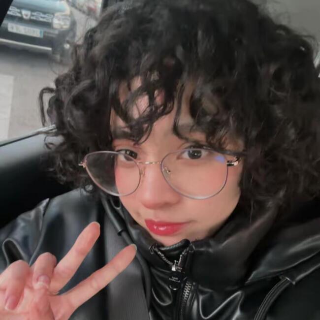 Canguro en Valencia: Krystha