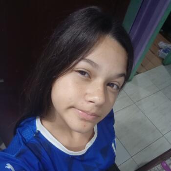 Babá em Colombo: Yasmim