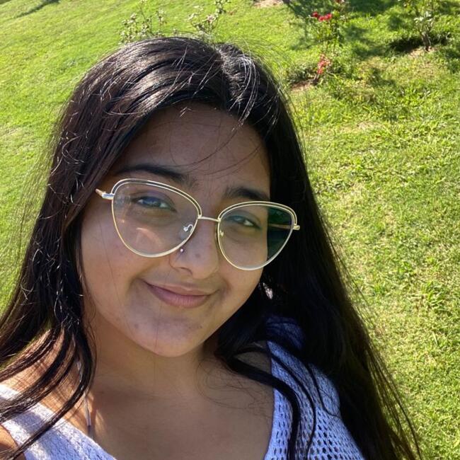 Niñera en Almirante Brown: Naomi