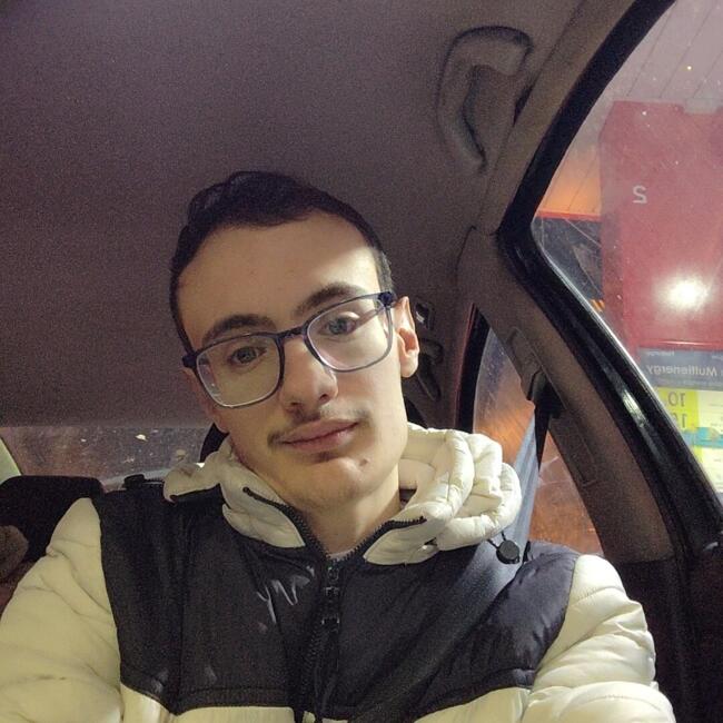 Babysitter in Yecla: Javier