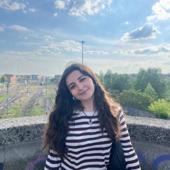 Babysitter a Napoli: Aurora