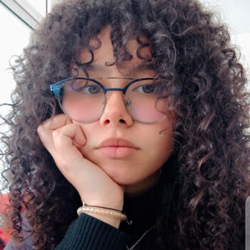 جليسة أطفال في المنستير: Rania