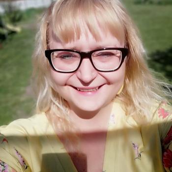 Babysitter in Traun: Tina