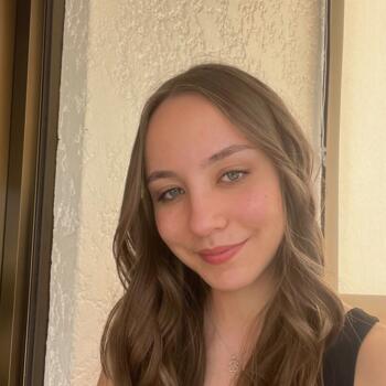 Babysitter em Maia: Mariana