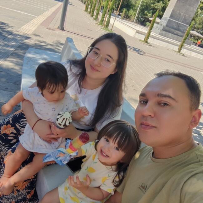 Δουλειά για babysitter στην περιοχή Βύρωνας: Παρασκευή