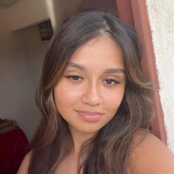 Babysitter in Guaratinguetá: Ana