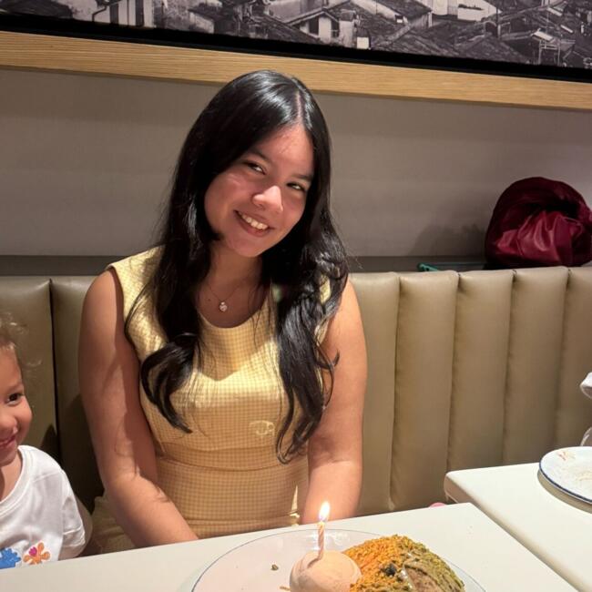 Babysitter in Panama City: Liz