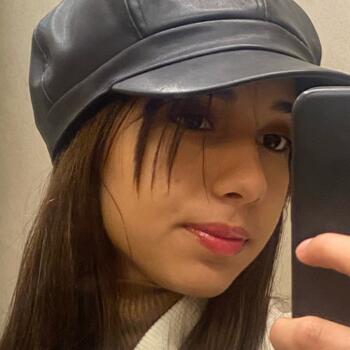 Babysitter Asti: Yuliana