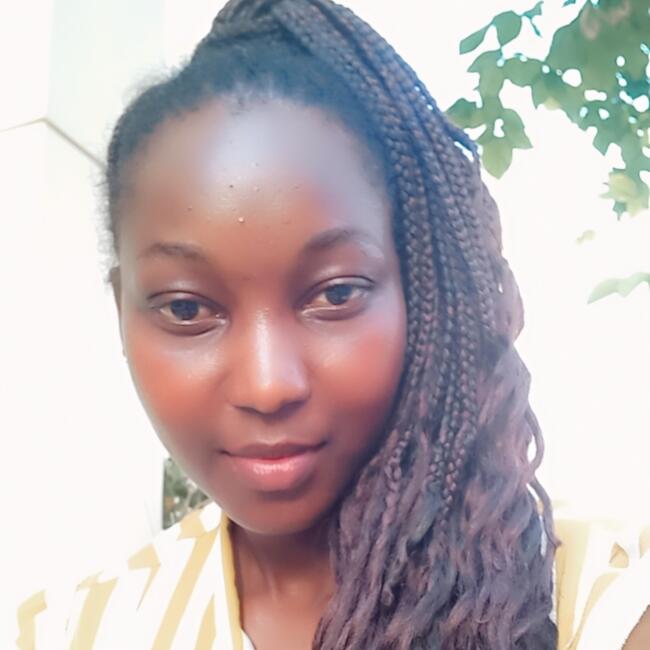 جليسة أطفال في دبي: Halima