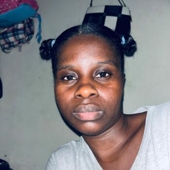 Babysitter in Stony Hill: Shantel