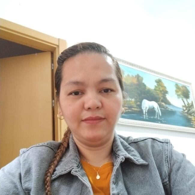 Babysitter in Madrid: Rhaquel