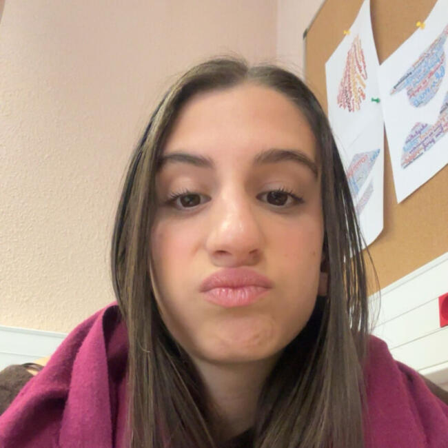 Babysitter in Saint-Égrève: Chiara