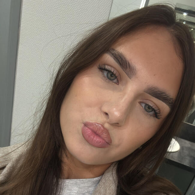 Babysitter in Troyes: Alizee