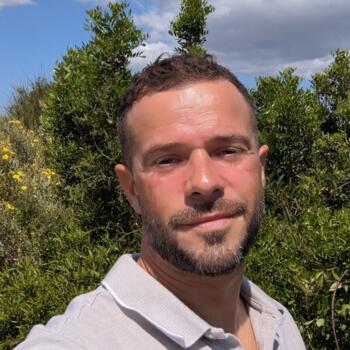 Babysitting job in Borgo: babysitting job Simon