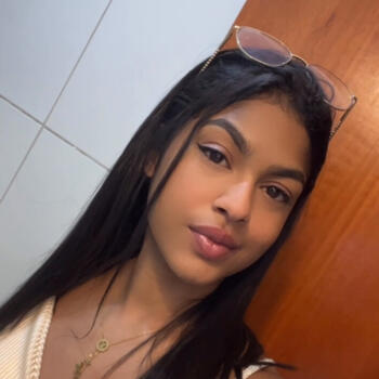 Babysitter Mogi das Cruzes: Lara