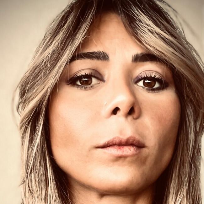 Baby-sitter in Toronto: Aza