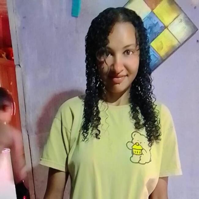 Babá em Serra Talhada: Thais