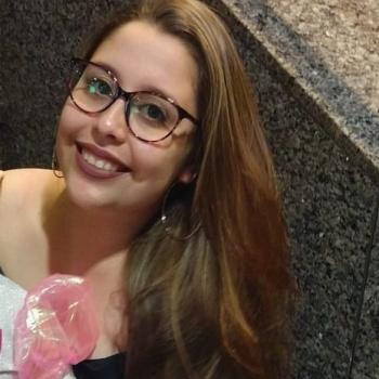 Babá Alvorada (Alvorada): Thaís