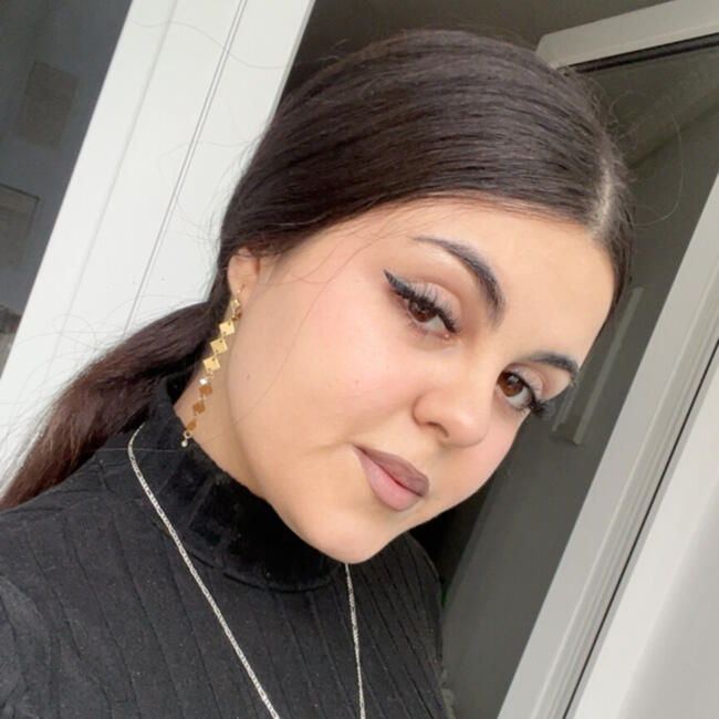 Babysitter in Iași: Denisa