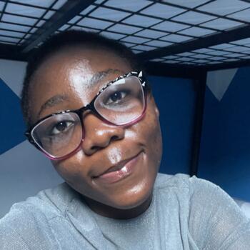 Babysitter in Krakow: Queen