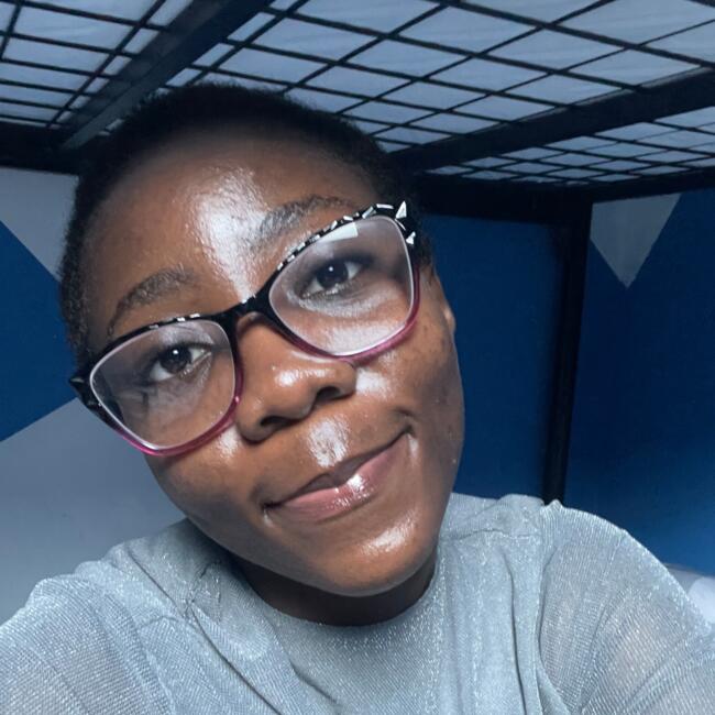 Babysitter in Krakow: Queen