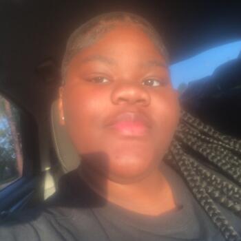 Babysitter in Tallahassee: Dominique