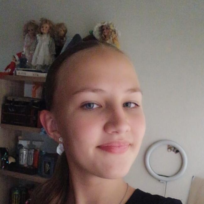 Babysitter in Germiston: Katie