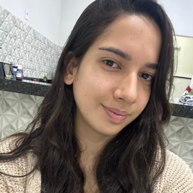 Babysitter in Salvador: Beatriz