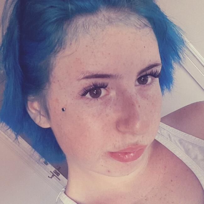 Babysitter in Warrington: Caitlin