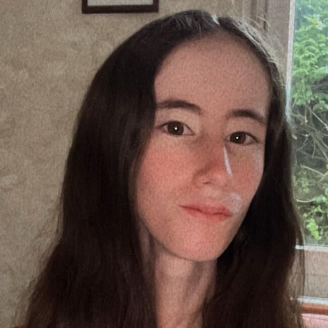 Babysitter in La Chapelle-Saint-Luc: Lola