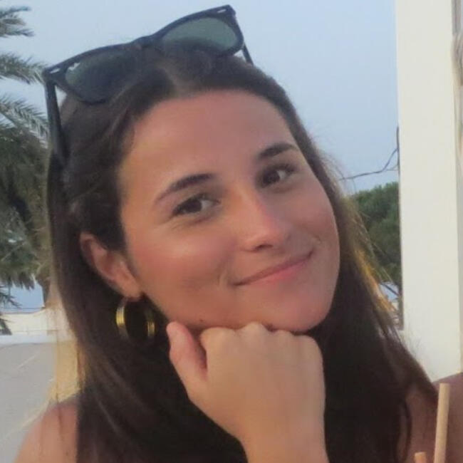 Canguro en Godella: Clara