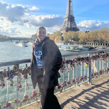 Babysitter Venegono Superiore: Yasmine