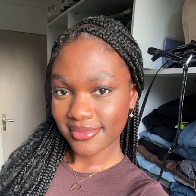 Babysitter in Neuilly-sur-Marne: Zenab