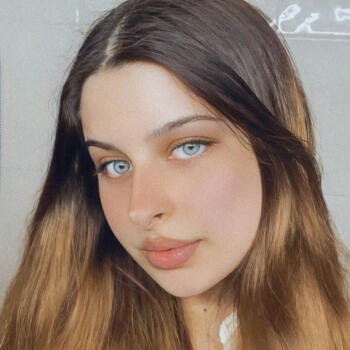 Babysitter in Viana do Castelo: Clarisse