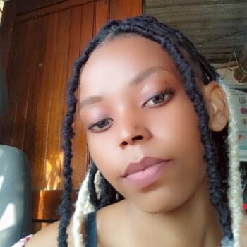 Babysitter in Durban: Zandile