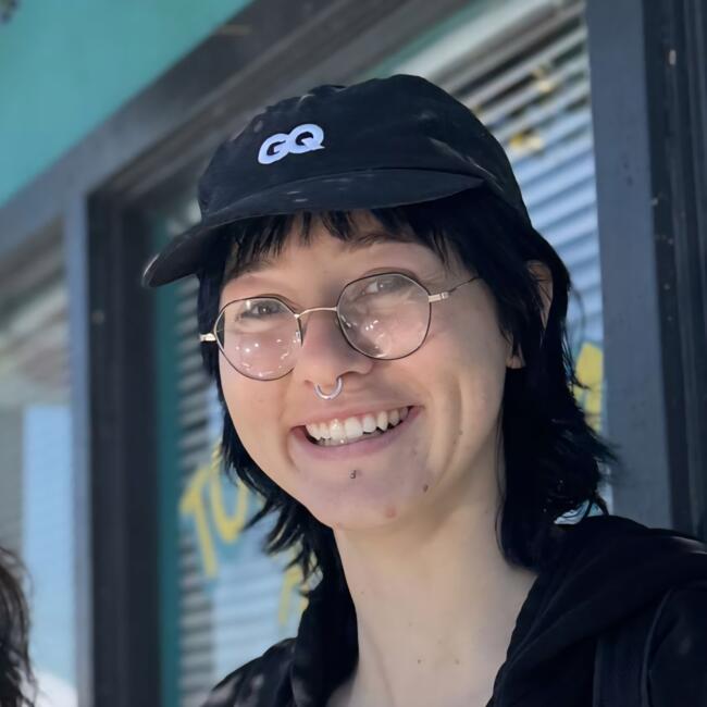 Babysitter in Flagstaff: Nic