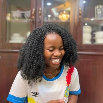 Opiekunka do dziecka w Warszawa: Christelle