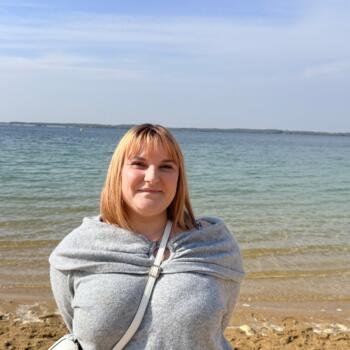 Babysitter in Pont-Sainte-Marie: Chloé