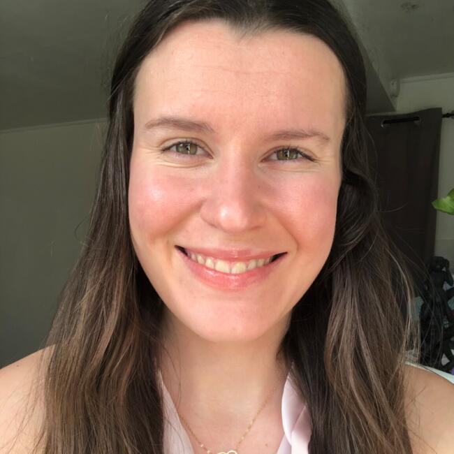 Babysitter in Le Rheu: Camille