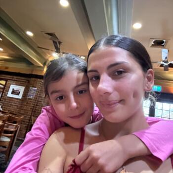 Babysitter in Auckland: Kara